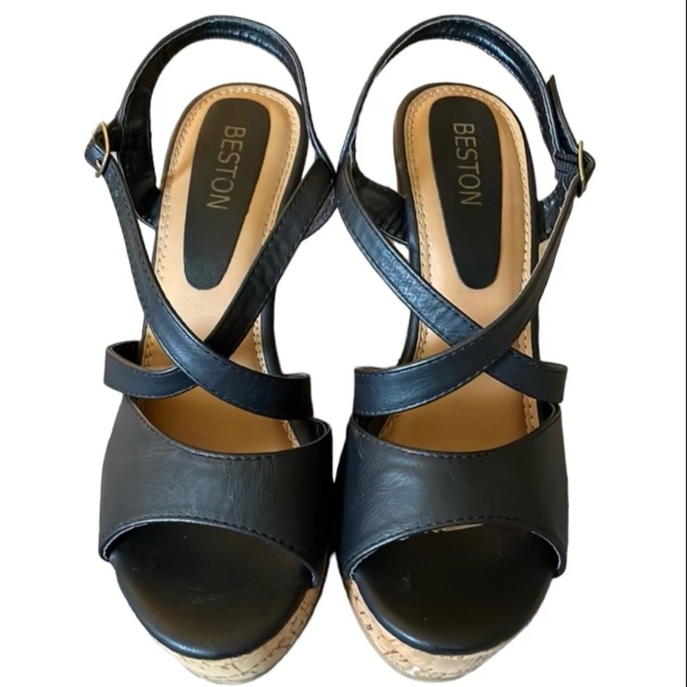 Beston black and cork wedge heel with buckle closure SZ 8